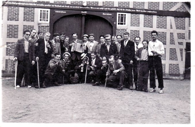 Eierköpen 1954 bei Heitmanns